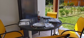 Buiten dineren