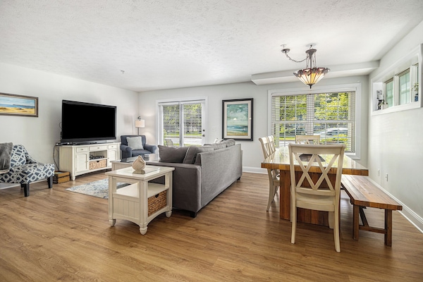 Smart-TV, DVD-spiller og filmbibliotek