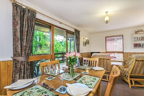 Dining - Cedar Lodge, Minehead (Minehead)