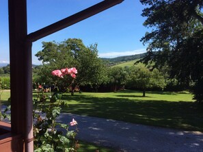 Property grounds - Cherry Tree Lodge Minehead (Minehead)