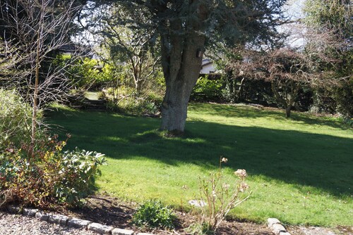 Kirriemuir 1-Bed Apartment, Sleeps 2, Pet Friendly