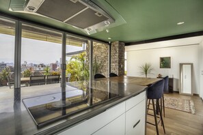 Luxury Apartment | Private kitchen | Full-size fridge, microwave, oven, dishwasher - 322-PH Polanco  (Mexico City)