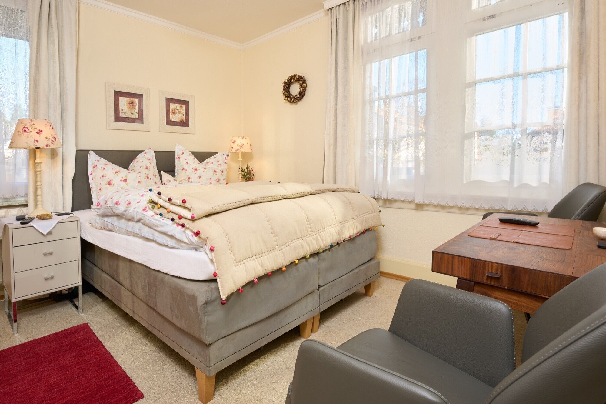 2 bedrooms, iron/ironing board, free WiFi, bed sheets