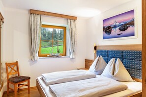 4 sovrum, gratis wi-fi och sängkläder