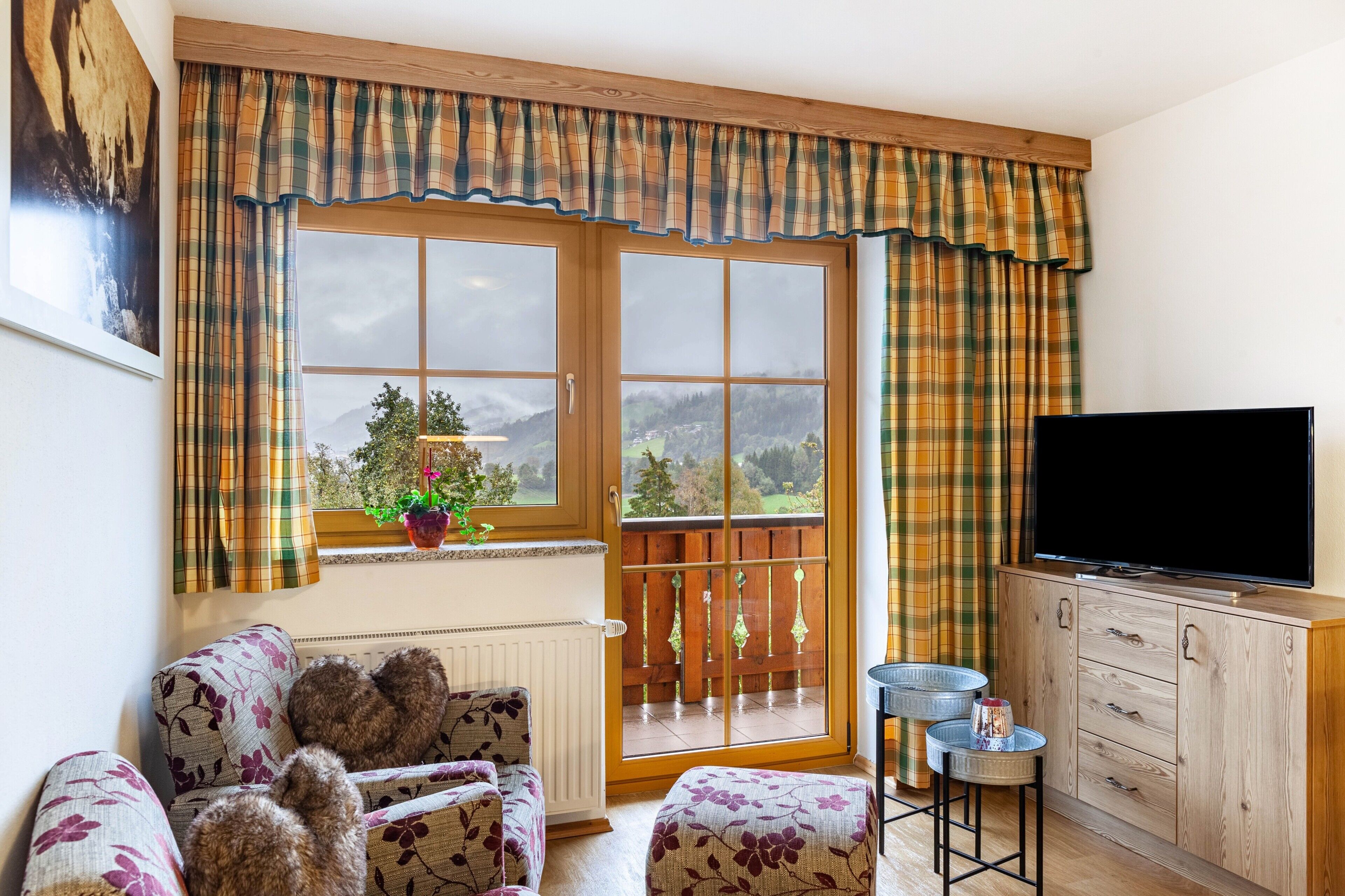 Télévision, table de tennis de table