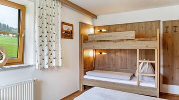 4 Schlafzimmer, kostenloses WLAN, Bettwäsche