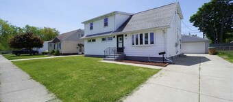 Luxurious Apartment only few minutes away from UB & Buffalo Airport!! 