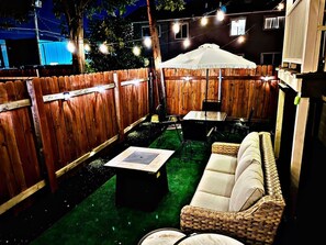 Outdoor dining - Backyard Bliss - Summer BBQs and Firepit Nights (Sacramento)
