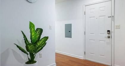 Cozy 2bedroom 2bath near train station, NYC and EWR