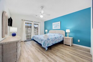 5 bedrooms, WiFi, bed sheets - Pier View Paradise By Beach Star (Surfside Beach)