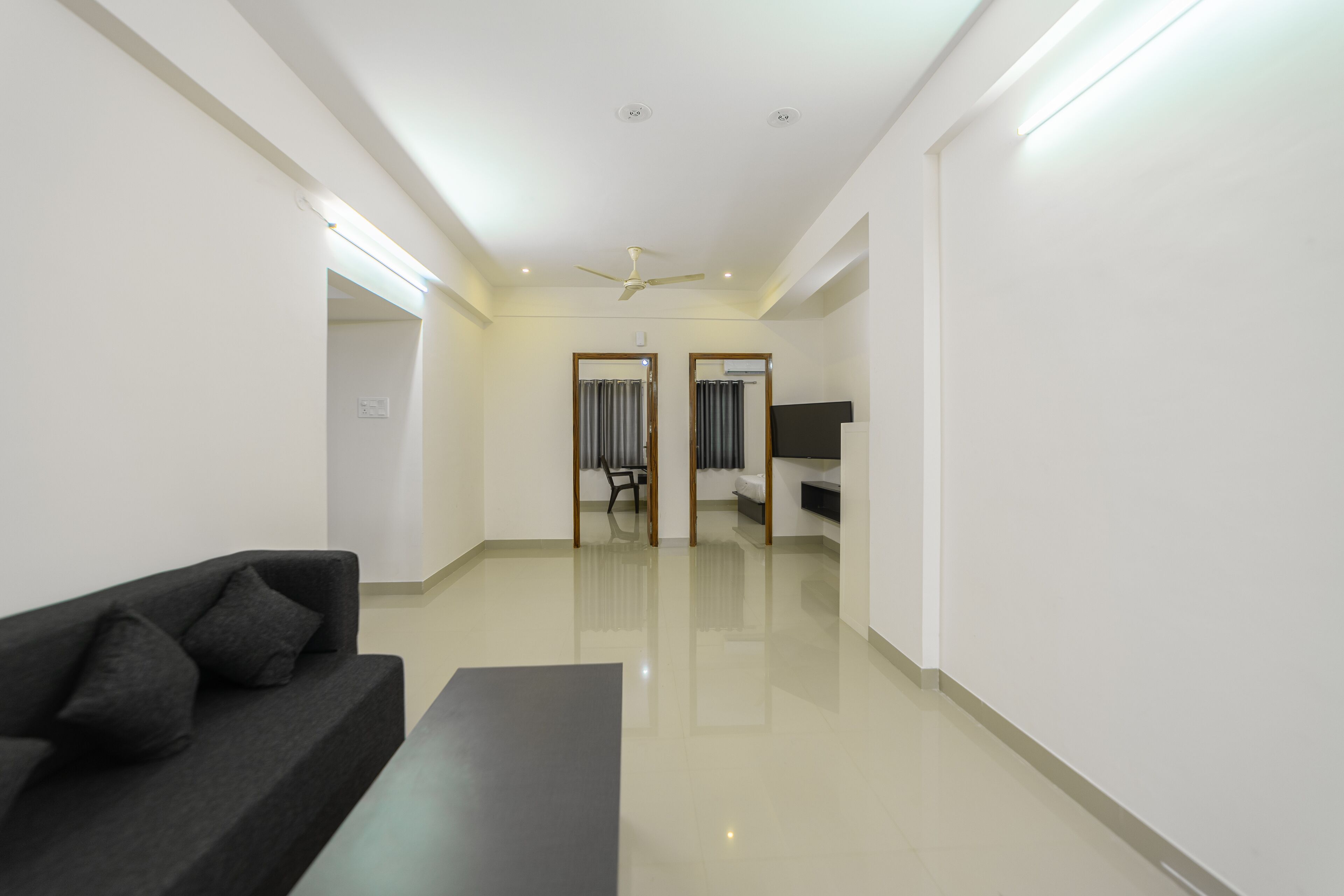 Habitación familiar | Ropa de cama de alta calidad, escritorio, wifi gratis y ropa de cama 