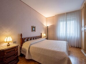 3 Schlafzimmer, Bügeleisen/Bügelbrett, WLAN
