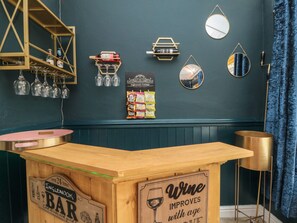 Bar (on property) - Inglenook Cottage (Guisborough)