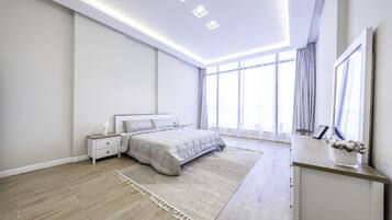 Apartemen, 3 kamar tidur, lantai dasar | Didekorasi berbeda-beda dan dilengkapi dengan perabotan berbeda-beda