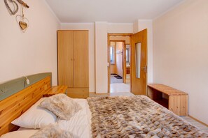 3 bedrooms, free WiFi, bed sheets - Apartment 'Lovin Winter' with Mountain View, Private Balcony and Wi-Fi (Livigno)