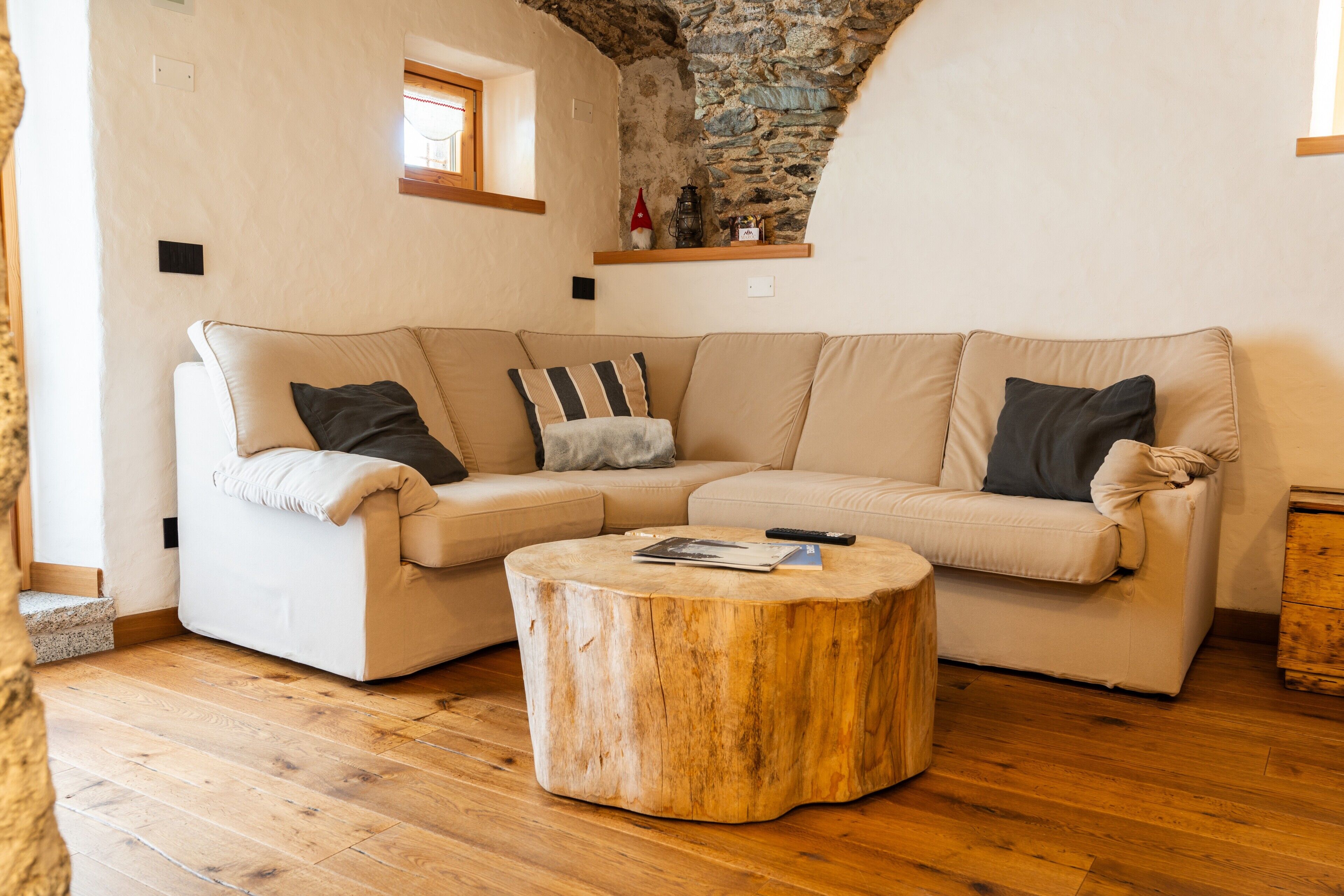 Fernseher, Kamin