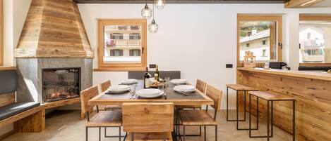 تناول الطعام