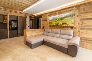 TV, fireplace - Holiday Apartment "Iron Wood" near Slopes with 2 Balconies & Wi-Fi (Livigno)