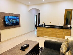 Living area - Mabeet Al-Khobar Served Apartment (Al Khobar)