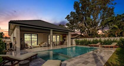 Coastal Elegance Dual Master Bedroom Luxury Beach Home Heated Pool Pet Friendly