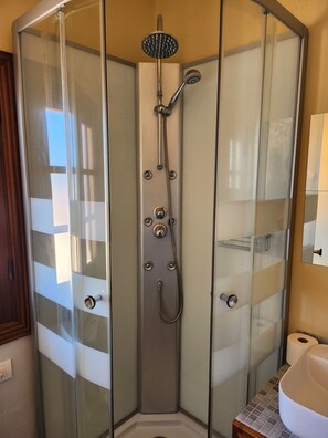 Chambre Double | Salle de bain