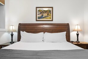 1 soverom, strykejern/-brett, wi-fi og sengetøy