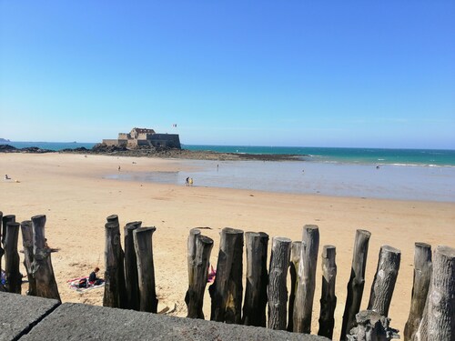 Gîte Le Chalet, La Boussac Entre Saint-malo et le Mont-st-michel