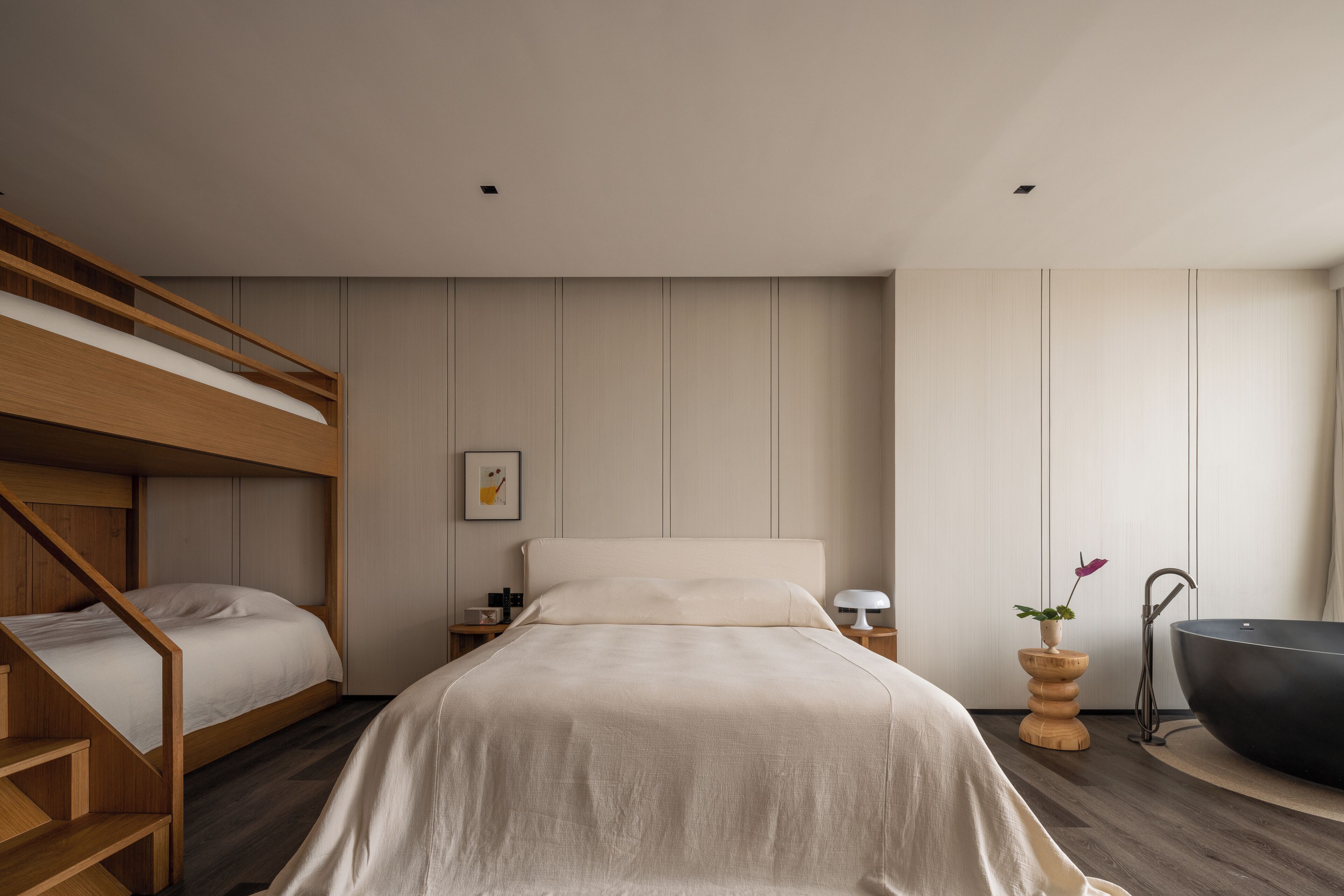 BUNK BED STUDIO | Bathroom | Free toiletries, hair dryer, bathrobes, towels