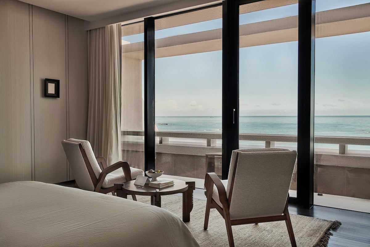 THE SEA VIEW COMFORT STUDIO | Beach/ocean view
