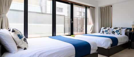 Penthouse Confort | 1 chambre, bureau, rideaux occultants, chambres insonorisées