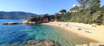 Villa 10 Personnes au Calme Entre mer et Montagne. 5 Chambres, 5 Salles de Bain