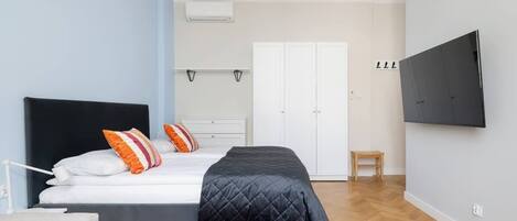 Strygejern/strygebræt, Wi-Fi, sengetøj