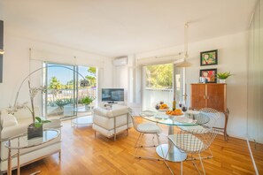 TV - Apartamento Bonaire (Alcúdia)