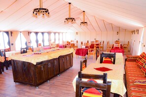 Restaurant - Relaxing Desert Camp (Taouz)