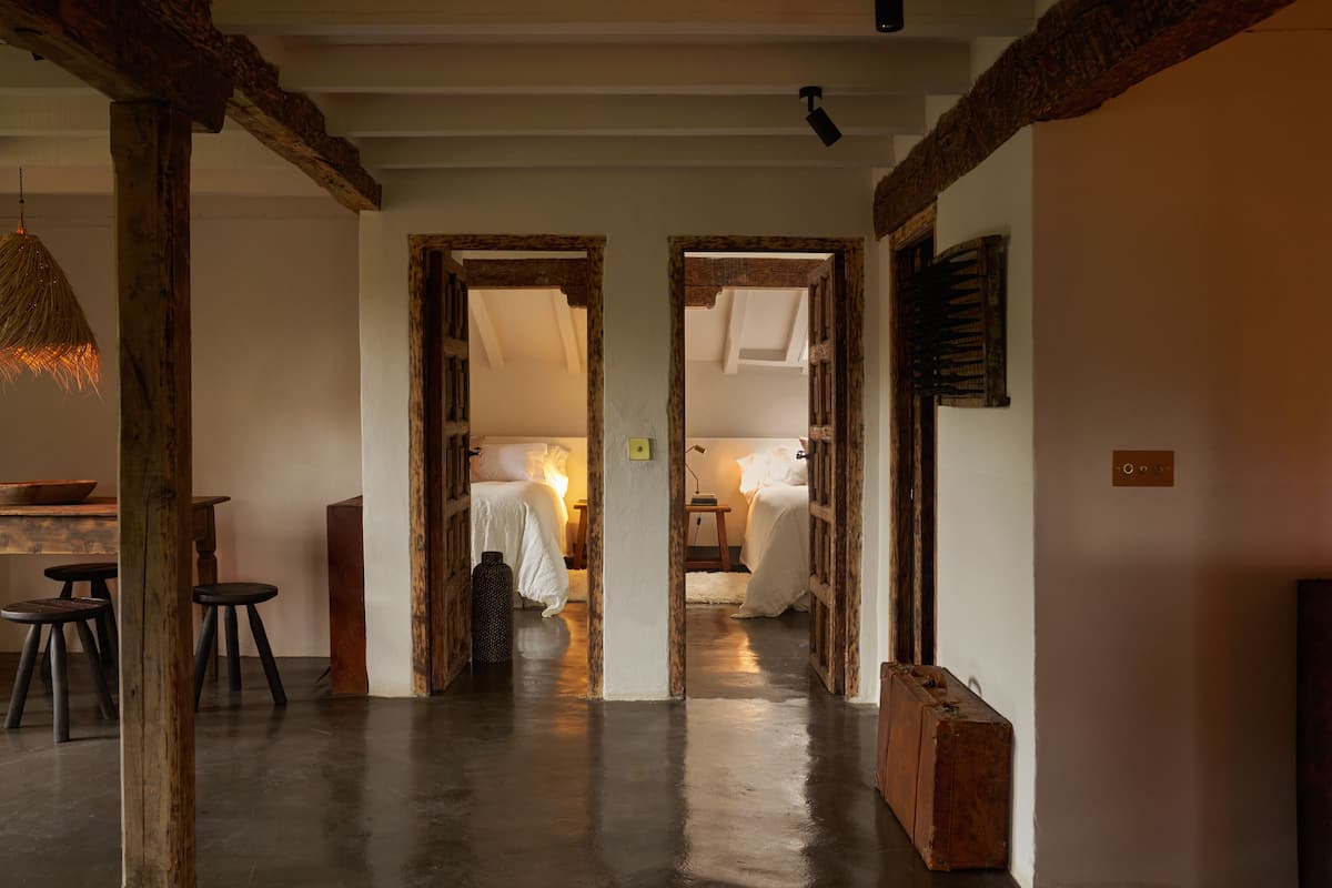 2 habitaciones, ropa de cama de alta calidad, cubrecamas y wifi gratis