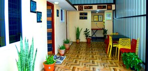 Appartement Premium (1 BHK Service) | Terrasse/Patio