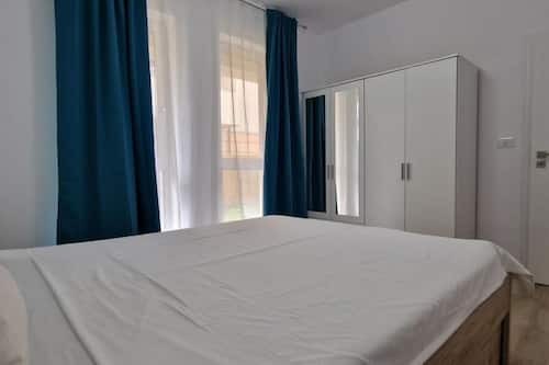 Matelas mémoire de forme, espace de travail pour ordinateur portable