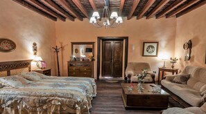 2 bedrooms, iron/ironing board, WiFi, bed sheets - Casa Vista Serena Sum (Valle de San Lorenzo)