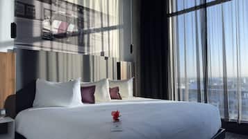 Individually furnished, desk, laptop workspace, soundproofing