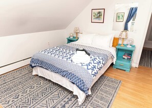 2 bedrooms, iron/ironing board, WiFi, bed sheets - 1bdrm Apt near UVMMC, i89, and Downtown (Winooski)