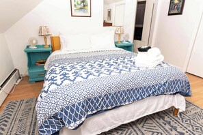 2 makuuhuonetta, silitysrauta/-lauta, Wi-Fi, vuodevaatteet