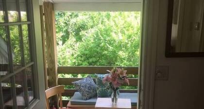 1bdrm Apt near UVMMC, i89, and Downtown