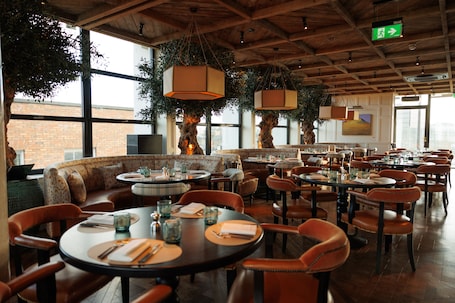 Restaurante. The Leinster