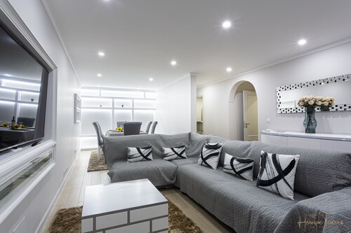 Charming 3-bed House in Funchal