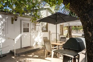Outdoor dining - Charming 2-BR Farmhouse | Backyard Views (Mesa)