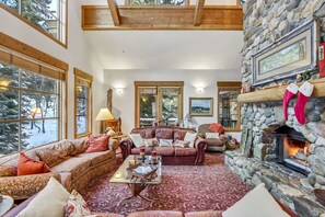 TV, fireplace - Sundance Splendor: 5-Bed Cabin Oasis with Majestic Mountain Views (Sundance)