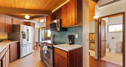 Holomakani Retreat: Your Ohana's Hale (Home) by Kaanapali Beach