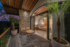 Villa | Balcony - Casa Donilo  (Canggu)