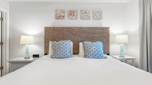 1 slaapkamer, een strijkplank/strijkijzer, gratis wifi, beddengoed