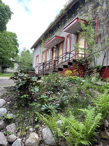 Charming old school house near Lahti. Pet-Friendly!